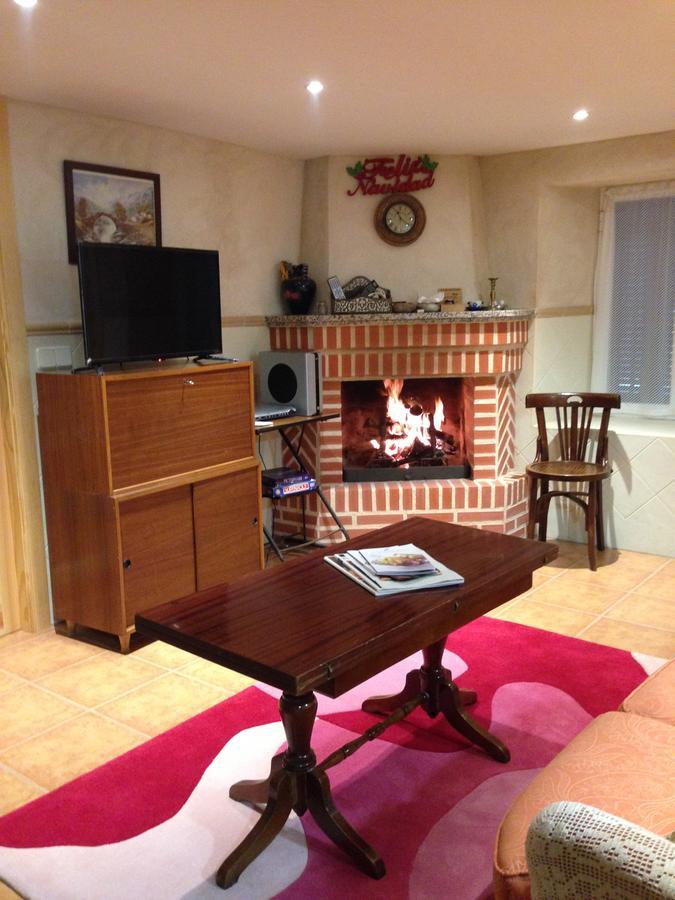 Apartamento Rural la Muralla de Pedraza Chavida Esterno foto